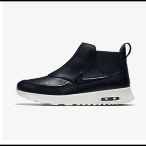Nike Thea Boot